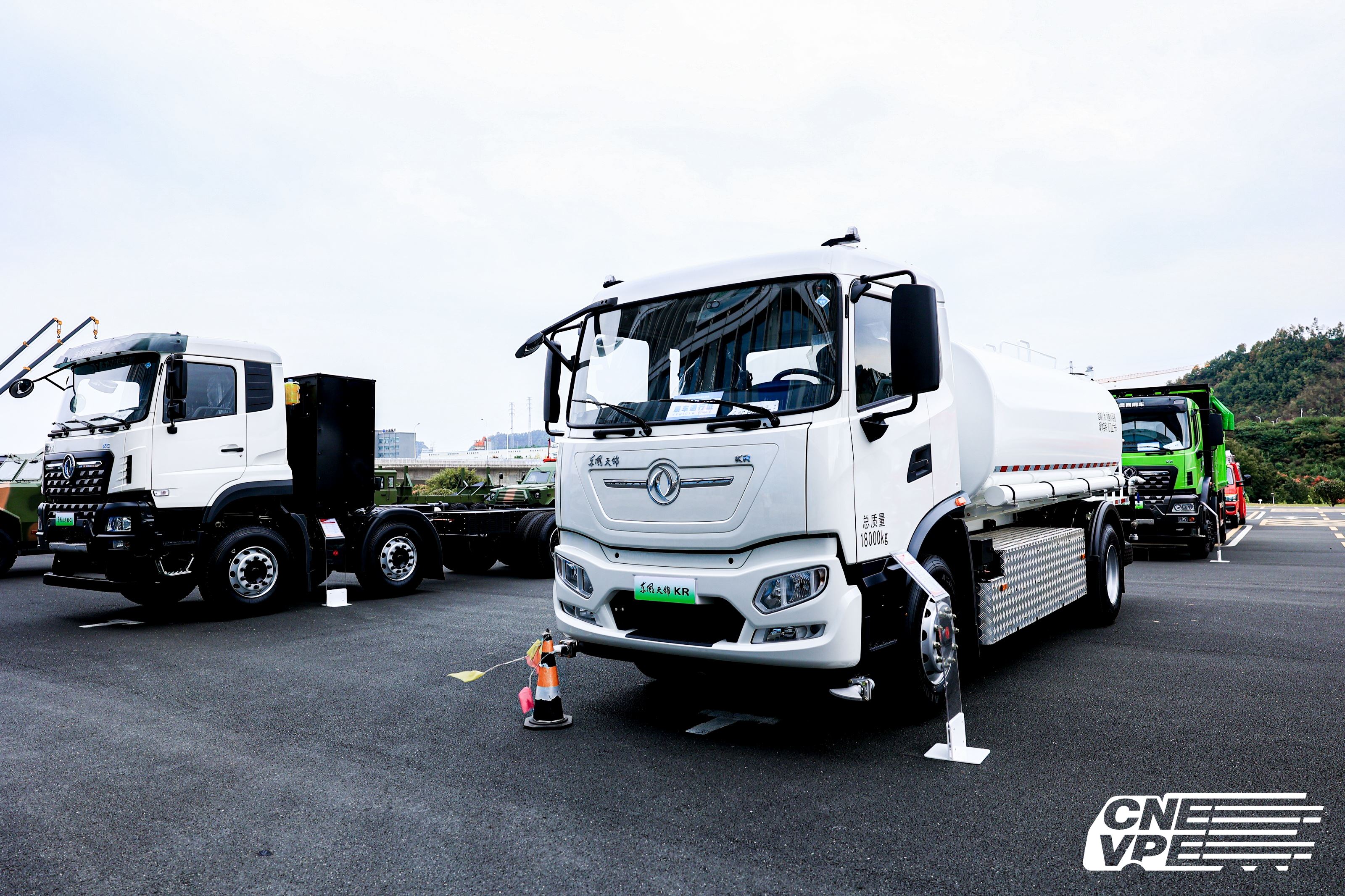 綠色科技盛宴！東風商用車亮相新能源汽車零部件交易會(圖3)